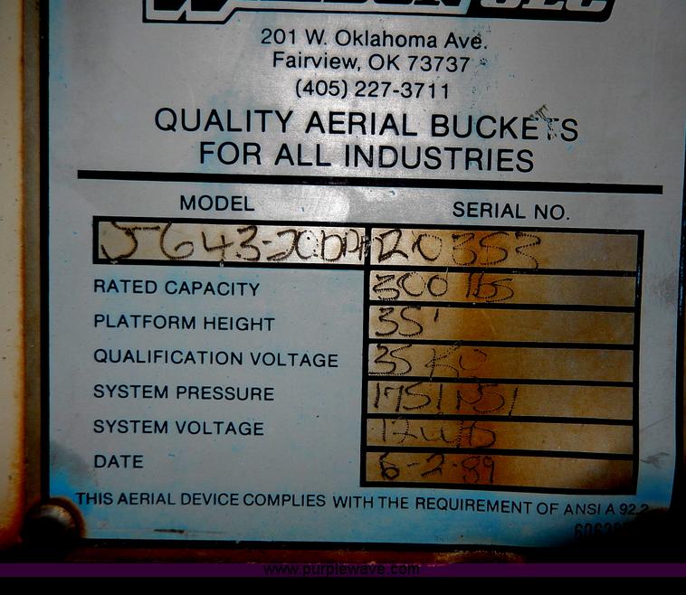 image for item I4450 1989 Ford F450 Super Duty bucket truck