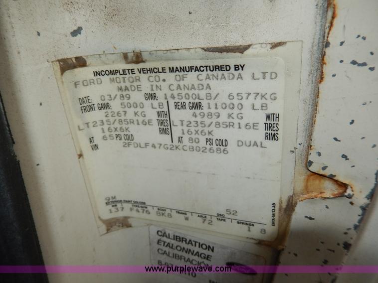 image for item I4450 1989 Ford F450 Super Duty bucket truck