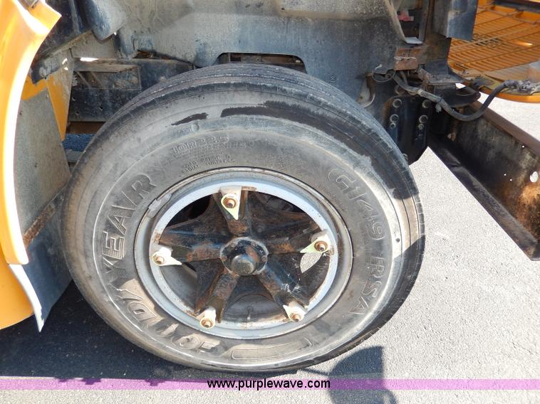 image for item I4456 1997 Chevrolet B7 Blue Bird school bus