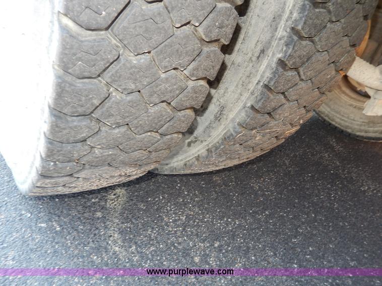 image for item I4456 1997 Chevrolet B7 Blue Bird school bus