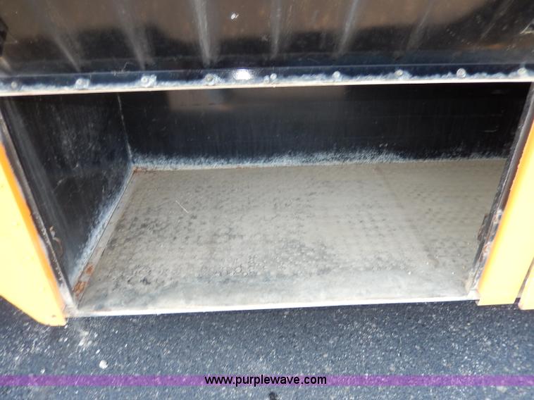 image for item I4456 1997 Chevrolet B7 Blue Bird school bus