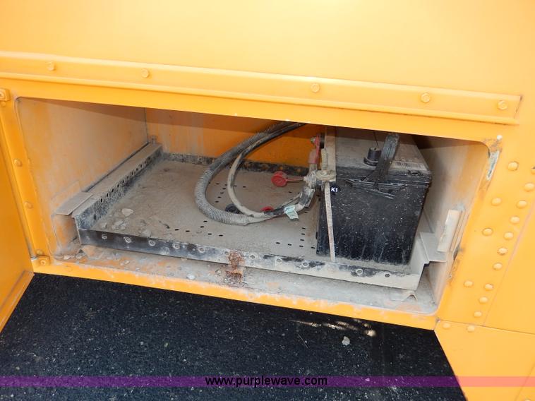 image for item I4456 1997 Chevrolet B7 Blue Bird school bus