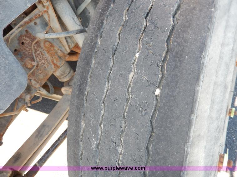 image for item I4456 1997 Chevrolet B7 Blue Bird school bus