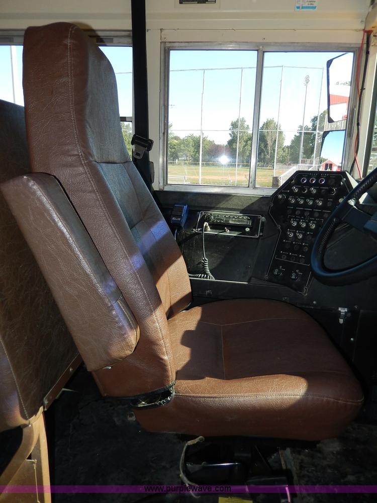 image for item I4457 1997 Chevrolet B7 Blue Bird school bus