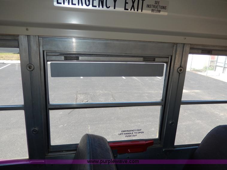 image for item I4457 1997 Chevrolet B7 Blue Bird school bus