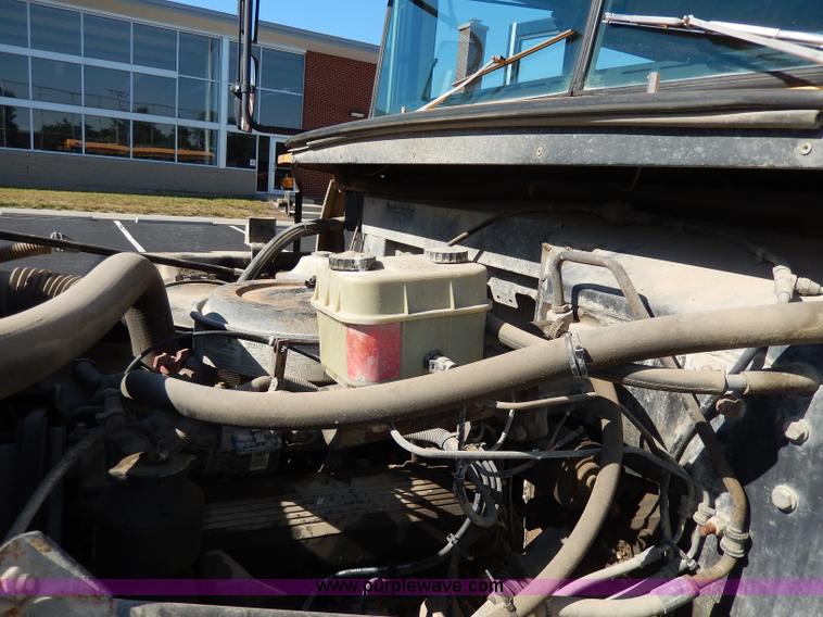 image for item I4457 1997 Chevrolet B7 Blue Bird school bus