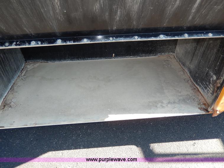 image for item I4457 1997 Chevrolet B7 Blue Bird school bus