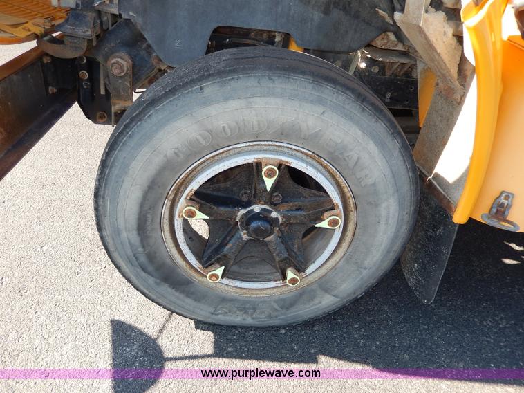 image for item I4457 1997 Chevrolet B7 Blue Bird school bus