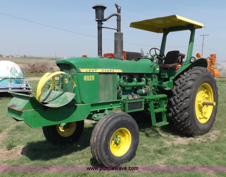 image for item I7631 John Deere 4020 tractor