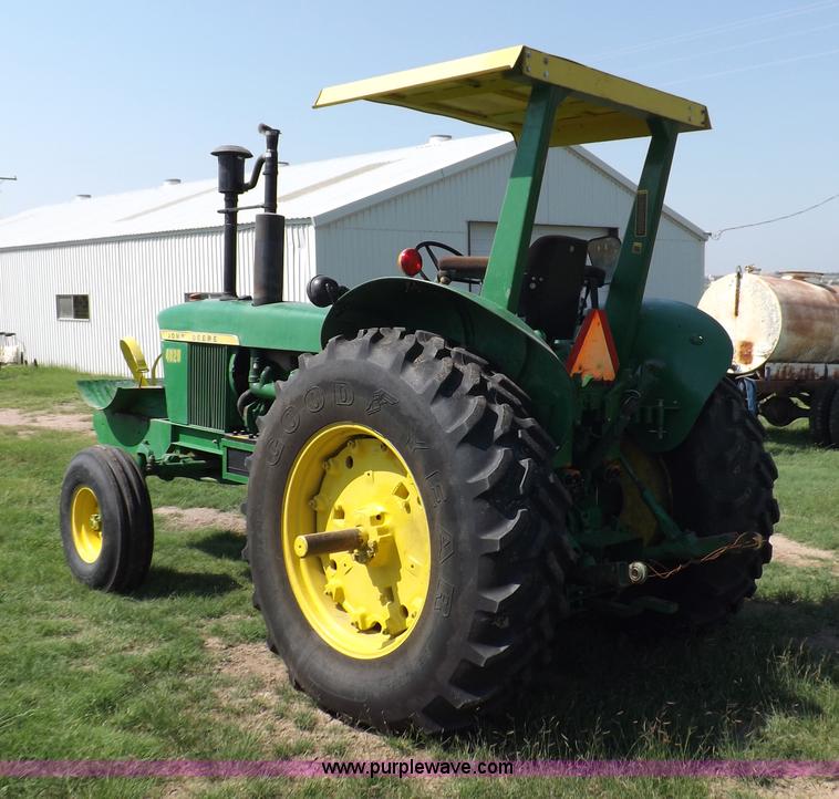 image for item I7631 John Deere 4020 tractor