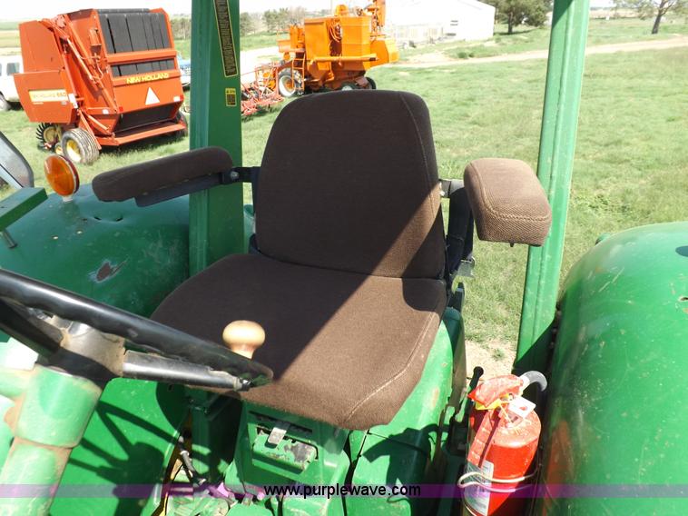 image for item I7631 John Deere 4020 tractor