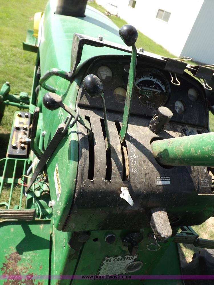 image for item I7631 John Deere 4020 tractor