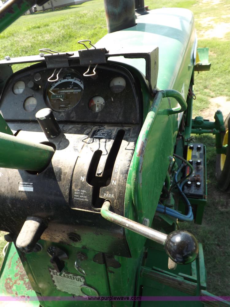 image for item I7631 John Deere 4020 tractor