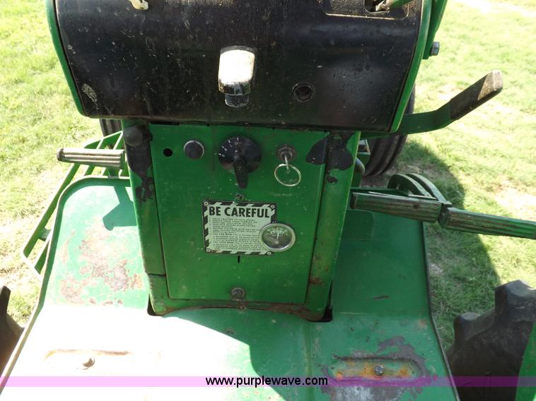 image for item I7631 John Deere 4020 tractor