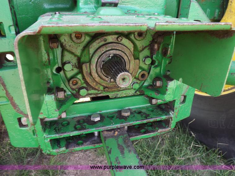 image for item I7631 John Deere 4020 tractor