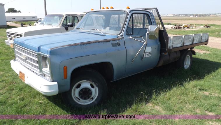 image for item I7633 1980 Chevrolet C30 Custom Deluxe flatbed truck