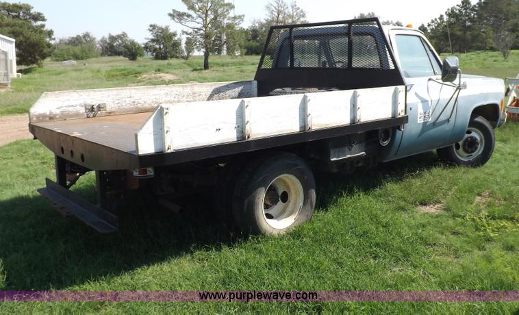 image for item I7633 1980 Chevrolet C30 Custom Deluxe flatbed truck