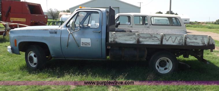 image for item I7633 1980 Chevrolet C30 Custom Deluxe flatbed truck