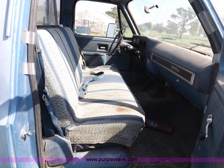 image for item I7633 1980 Chevrolet C30 Custom Deluxe flatbed truck