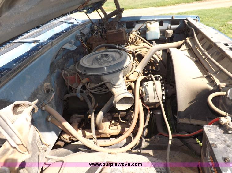 image for item I7633 1980 Chevrolet C30 Custom Deluxe flatbed truck