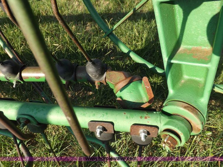 image for item I7637 John Deere side delivery rake