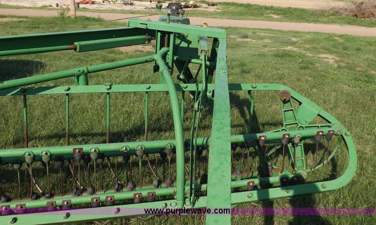image for item I7637 John Deere side delivery rake