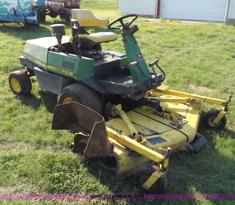 image for item I7640 John Deere F935 lawn mower