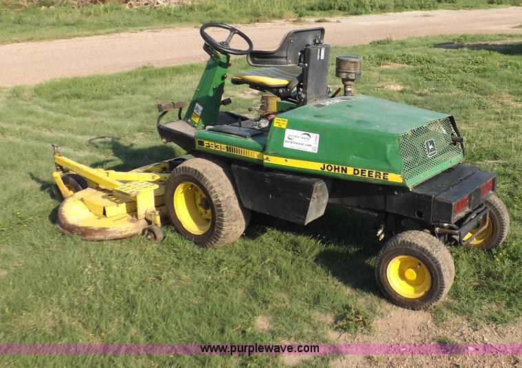 image for item I7640 John Deere F935 lawn mower
