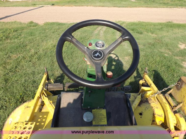 image for item I7640 John Deere F935 lawn mower