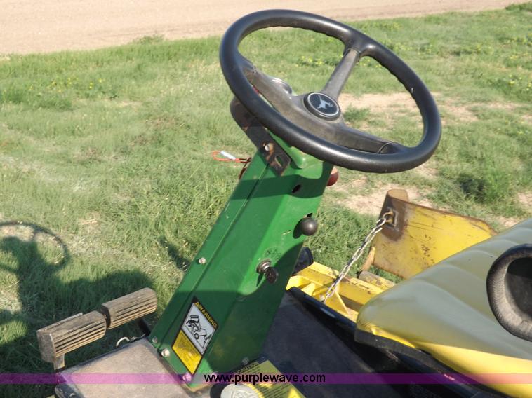 image for item I7640 John Deere F935 lawn mower