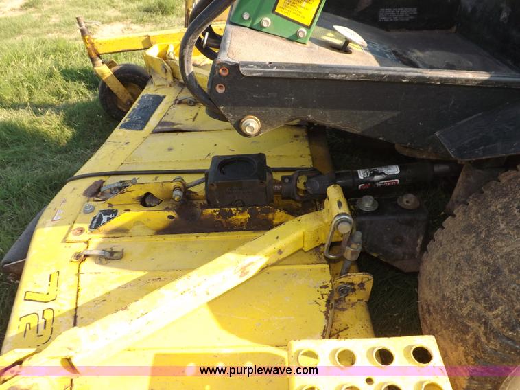 image for item I7640 John Deere F935 lawn mower