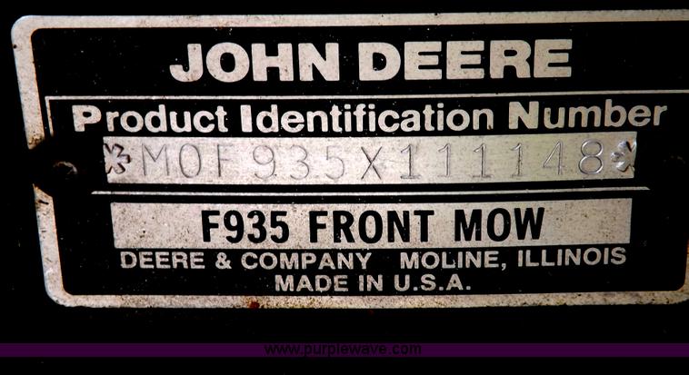 image for item I7640 John Deere F935 lawn mower