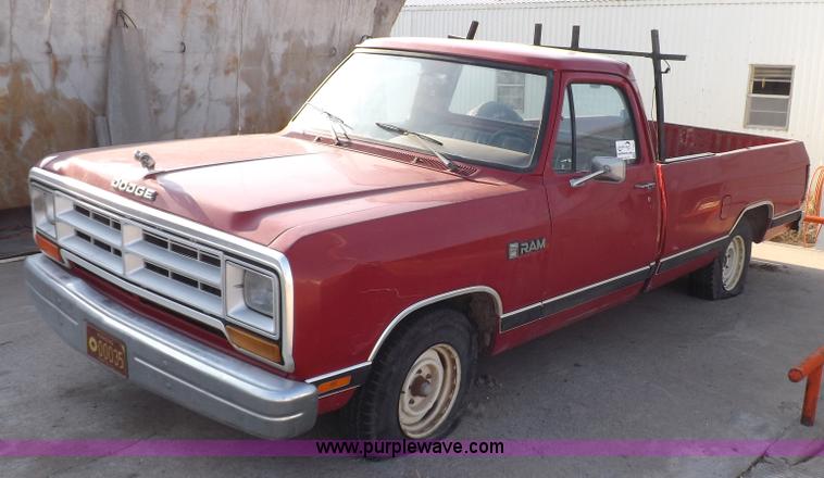 image for item I7641 1989 Dodge Ram 100 pickup truck