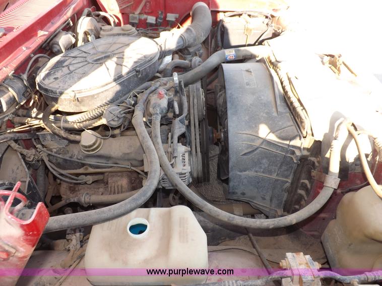 image for item I7641 1989 Dodge Ram 100 pickup truck