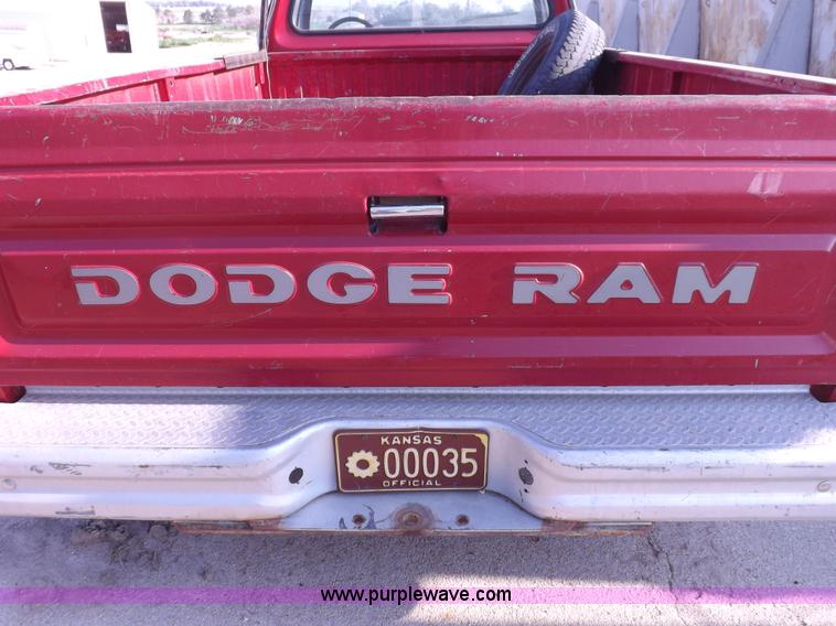 image for item I7641 1989 Dodge Ram 100 pickup truck
