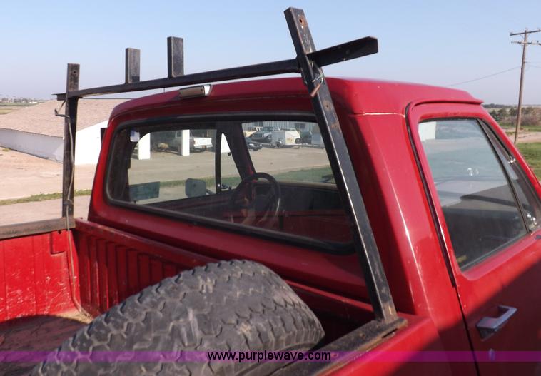 image for item I7641 1989 Dodge Ram 100 pickup truck