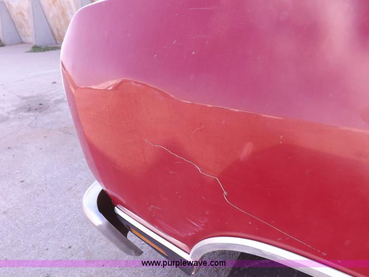 image for item I7641 1989 Dodge Ram 100 pickup truck