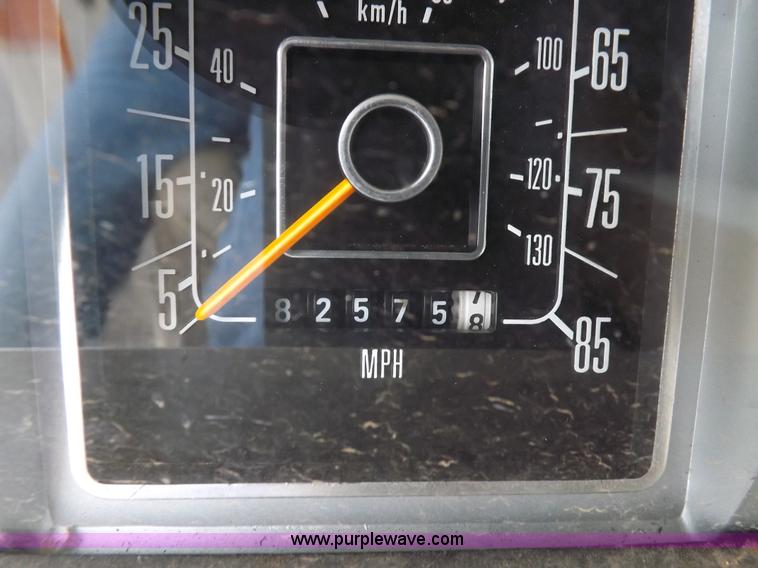 image for item I7656 1980 Ford Chateau ambulance