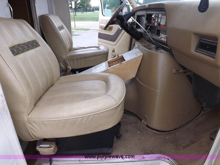 image for item I7656 1980 Ford Chateau ambulance