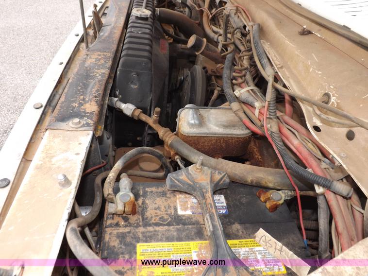 image for item I7656 1980 Ford Chateau ambulance