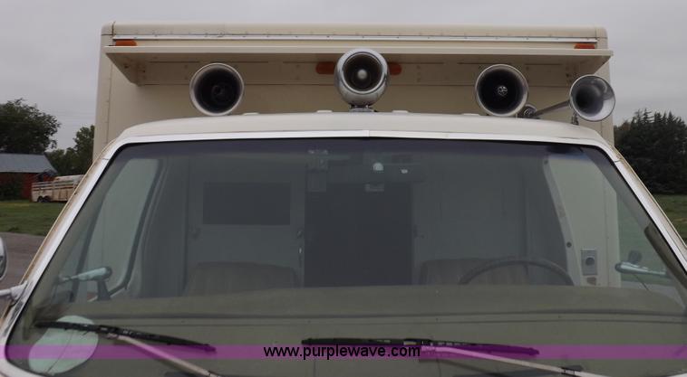 image for item I7656 1980 Ford Chateau ambulance