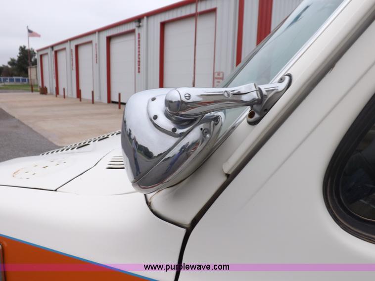 image for item I7656 1980 Ford Chateau ambulance