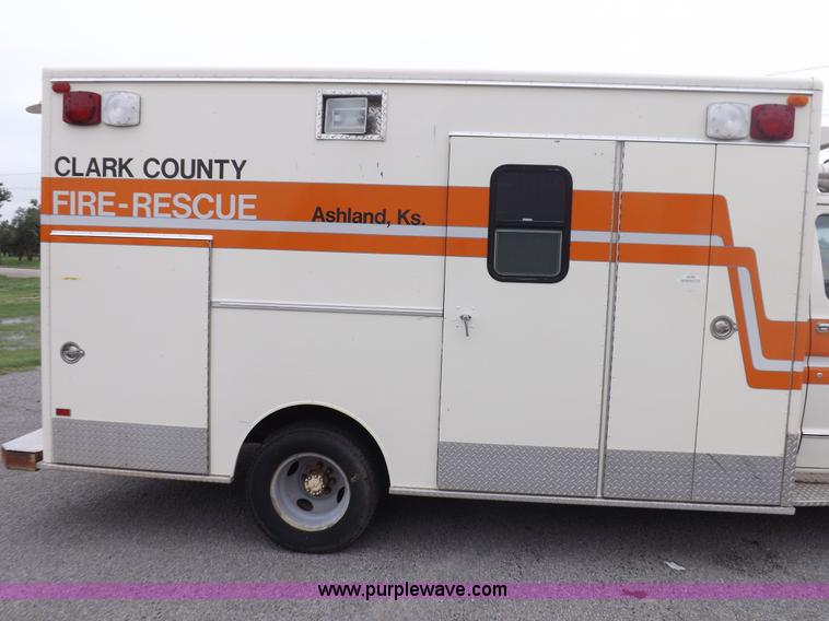 image for item I7656 1980 Ford Chateau ambulance