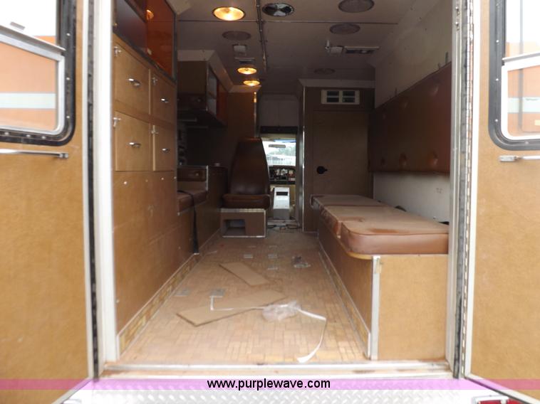 image for item I7656 1980 Ford Chateau ambulance