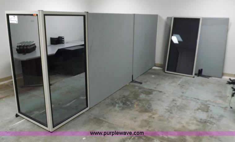 image for item I7659 Office partitions