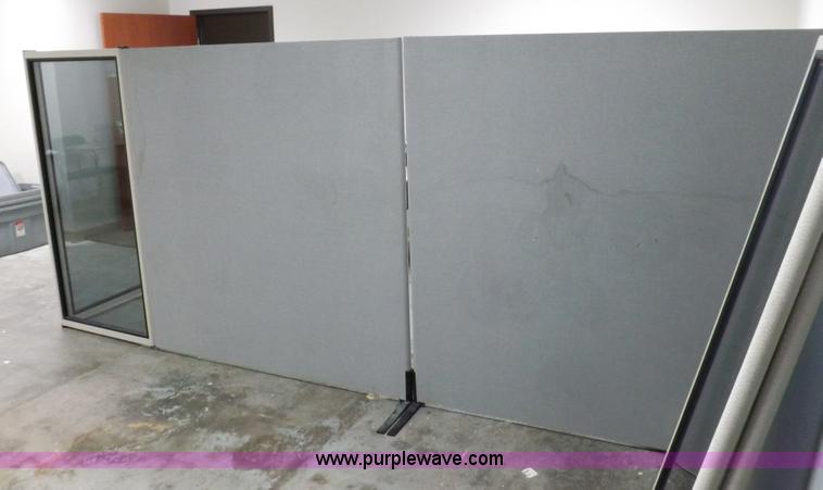 image for item I7659 Office partitions