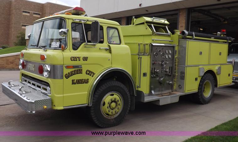 image for item I7667 1980 Ford Custom Cab 8000 firetruck