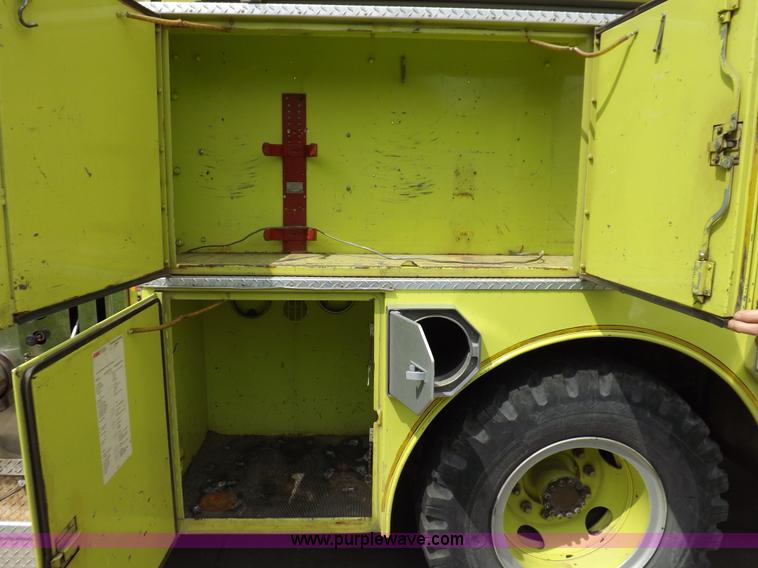 image for item I7667 1980 Ford Custom Cab 8000 firetruck