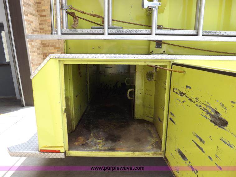 image for item I7667 1980 Ford Custom Cab 8000 firetruck