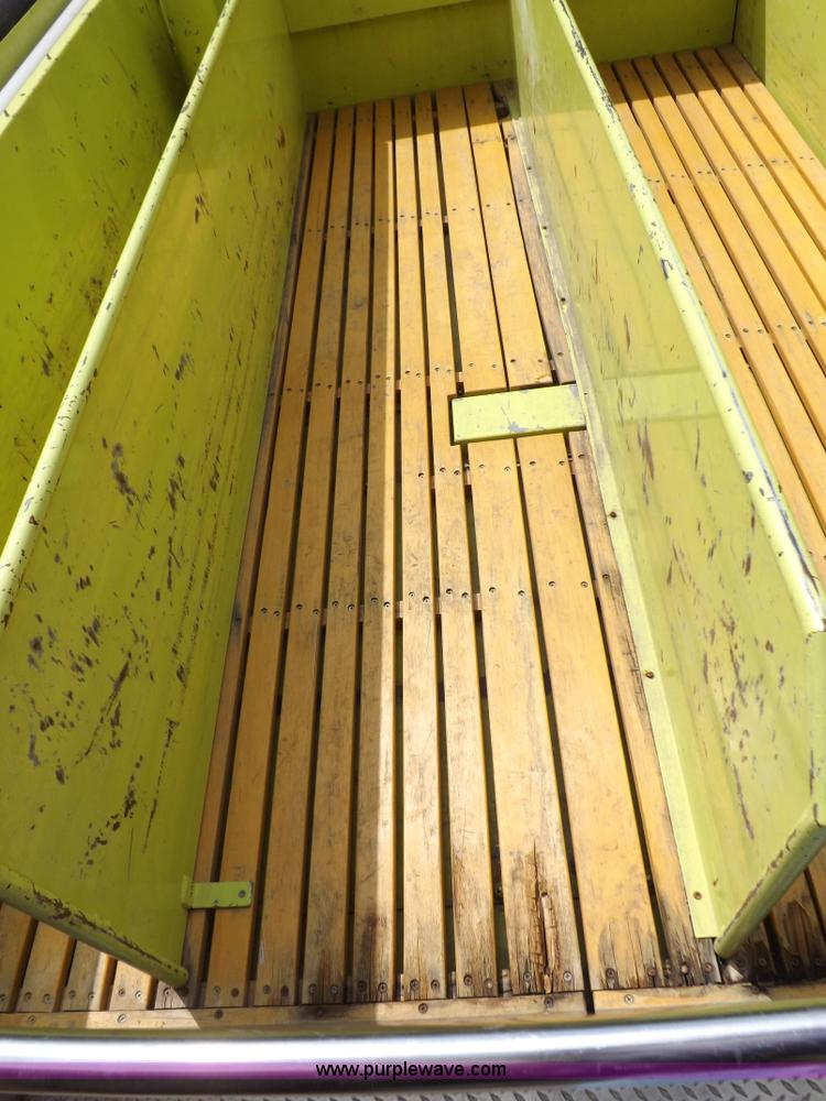 image for item I7667 1980 Ford Custom Cab 8000 firetruck